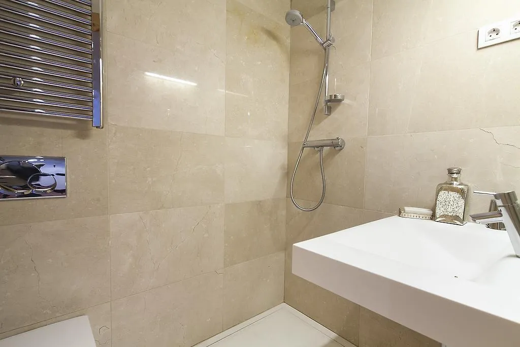 Apartment Barcelona Rentals - Swimming Pool With Terrace