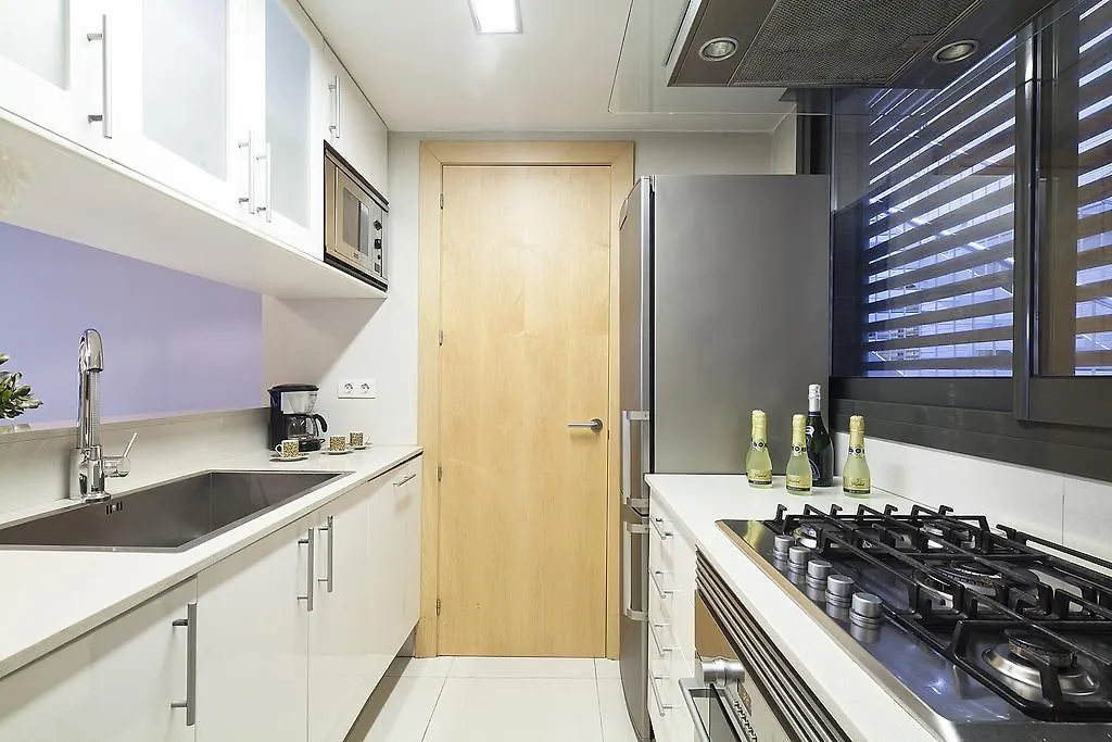 Apartment Barcelona Rentals - Swimming Pool With Terrace